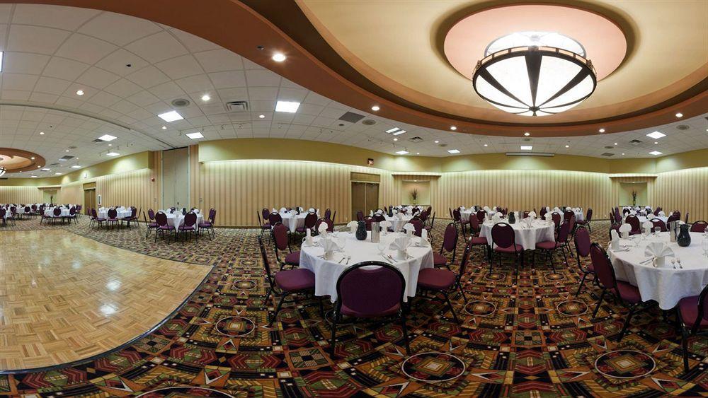 Doubletree By Hilton St. Paul, Mn Hotel Saint Paul Exterior photo